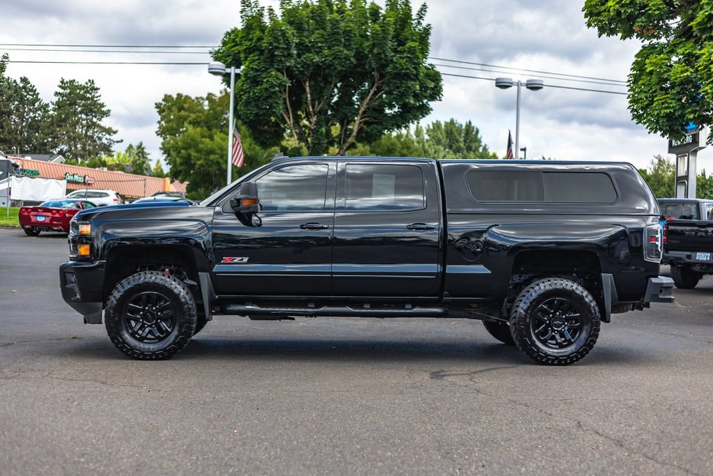 Used 2017 Chevrolet Silverado 3500 LTZ w/ Midnight Edition AWD/4WD image 12