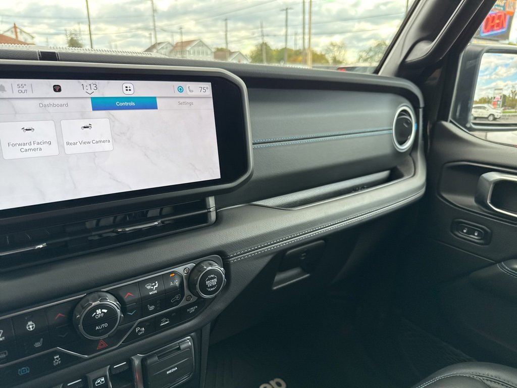 Used 2024 Jeep Wrangler High Altitude image 45