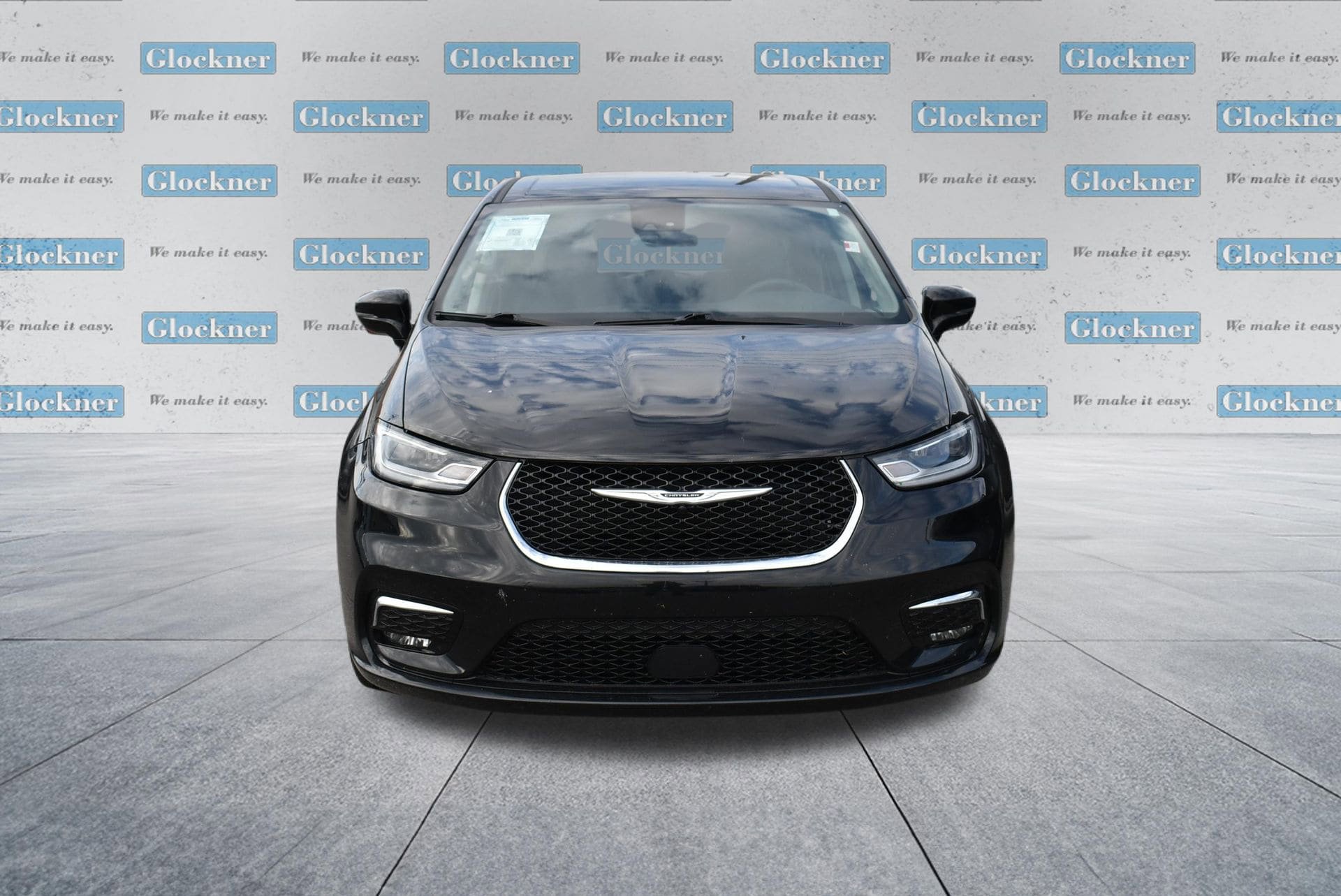 Used 2024 Chrysler Pacifica Touring-L image 10