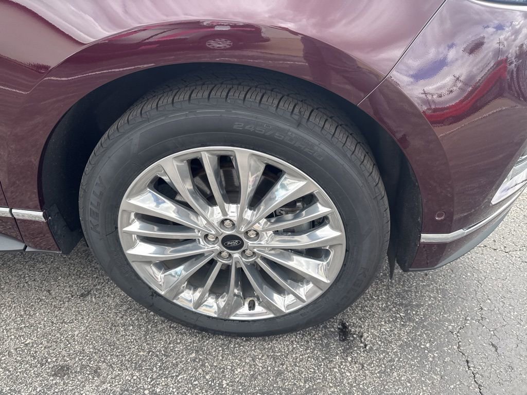 Used 2020 Ford Edge Titanium w/ Equipment Group 301A AWD/4WD image 53
