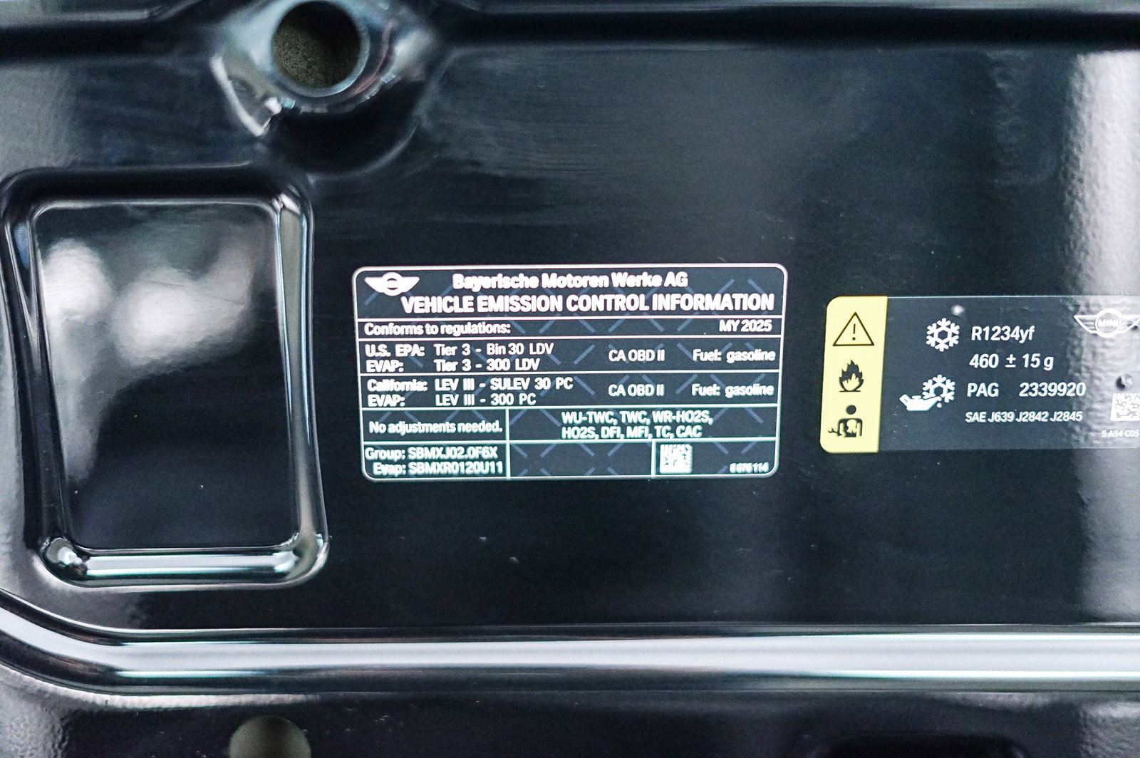 Used 2025 MINI Cooper 2-Door Hardtop image 24