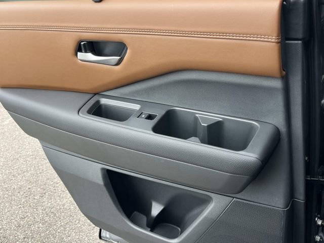 New 2026 Nissan Pathfinder Platinum AWD/4WD image 20