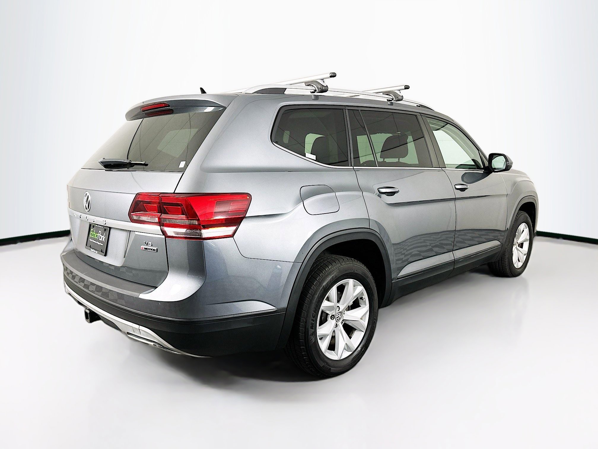 Used 2019 Volkswagen Atlas S w/ Towing Package image 9