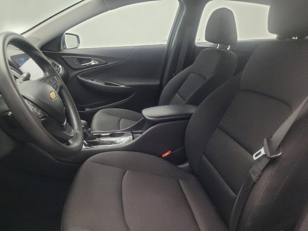 Used 2021 Chevrolet Malibu LS FWD image 17