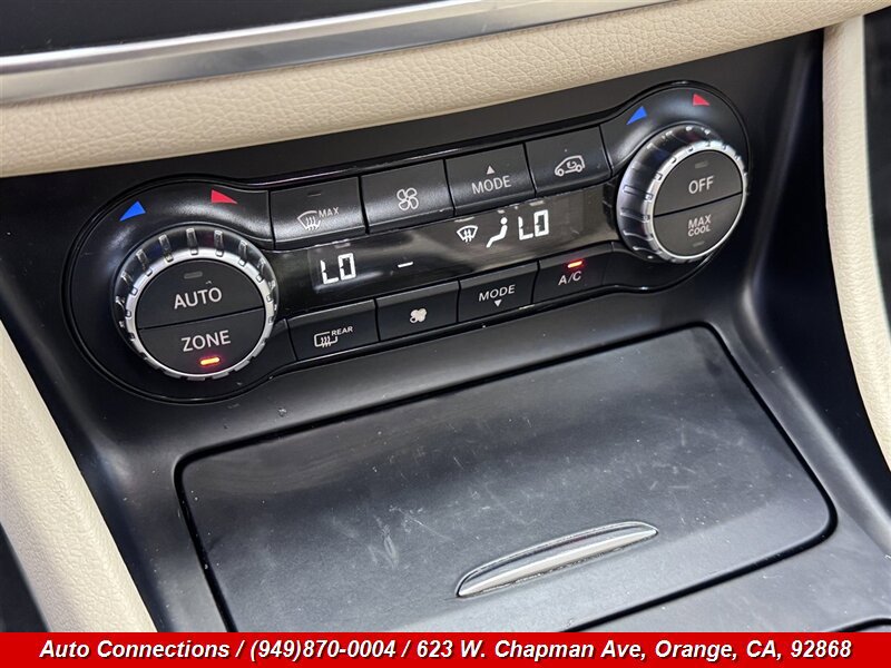 Used 2014 Mercedes-Benz CLA 250 image 16