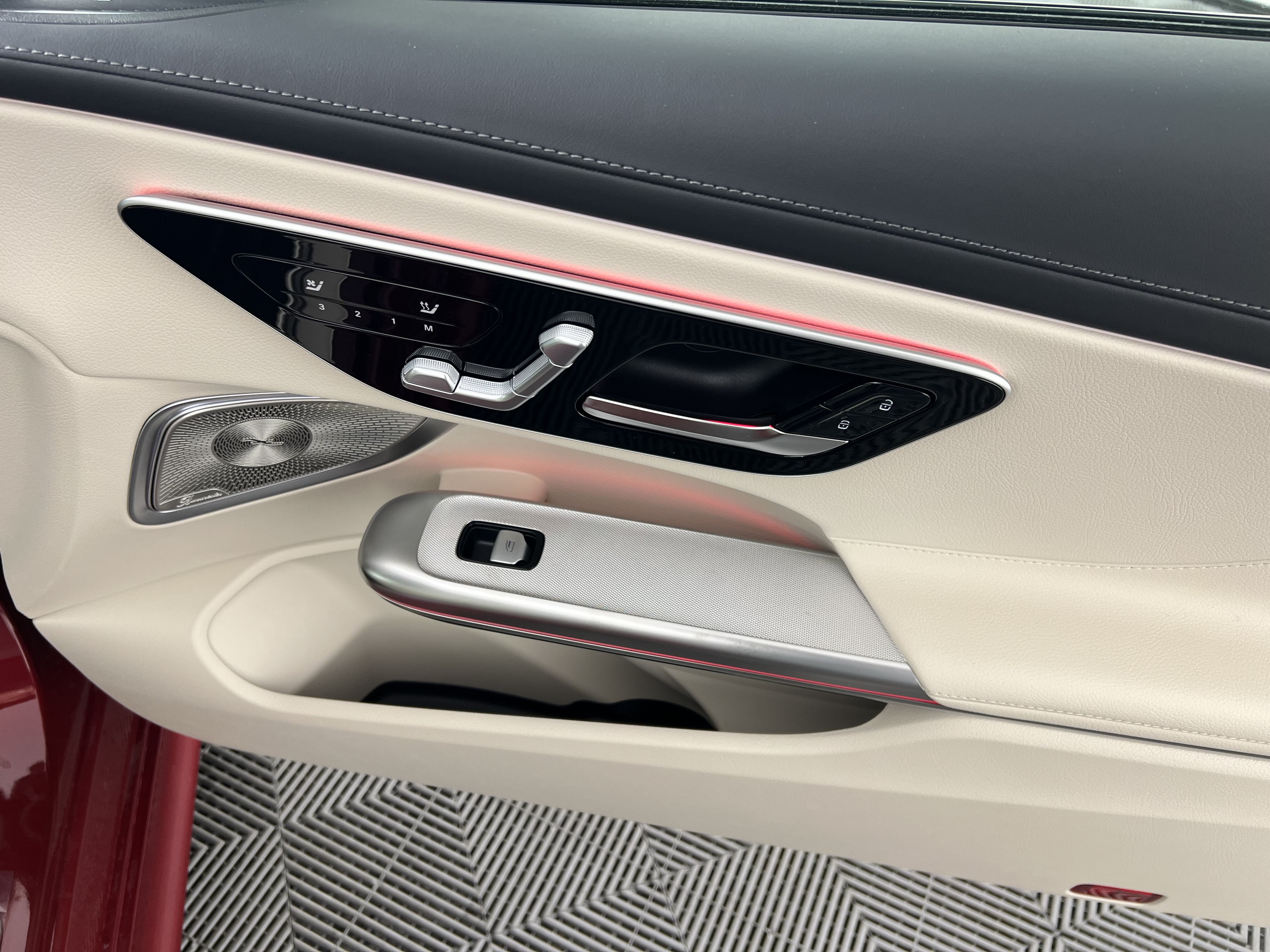 New 2026 Mercedes-Benz CLE 450 4MATIC Coupe image 23