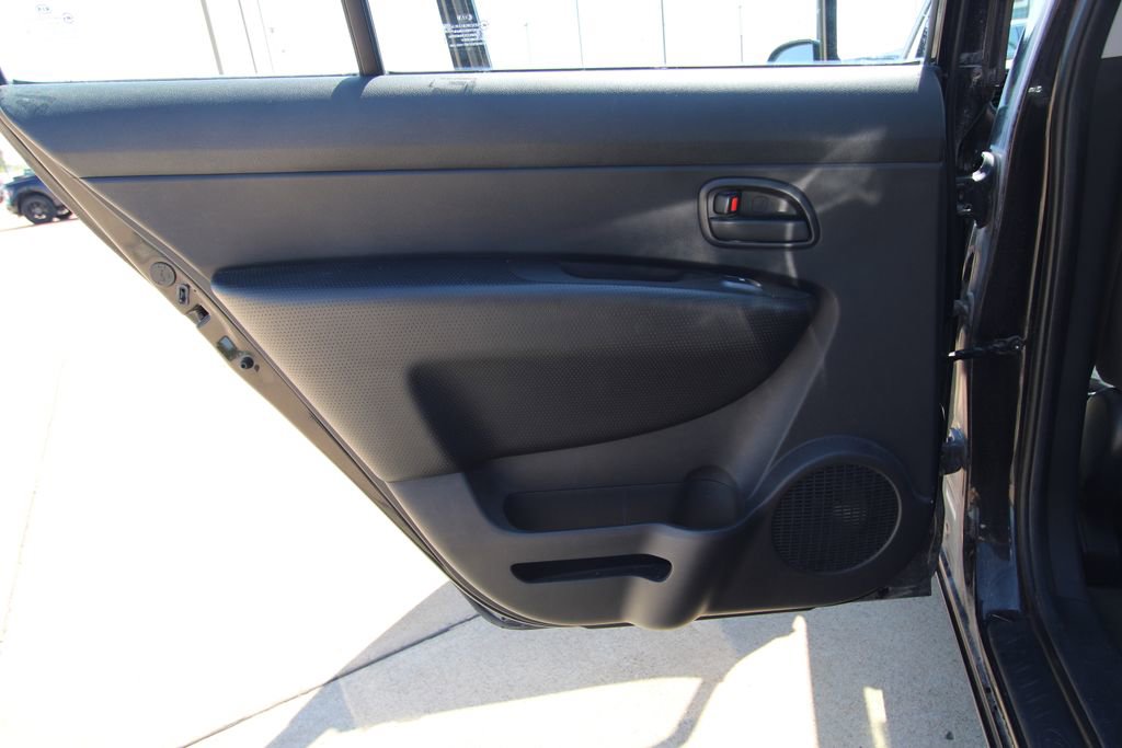 Used 2009 Kia Rondo LX FWD image 29