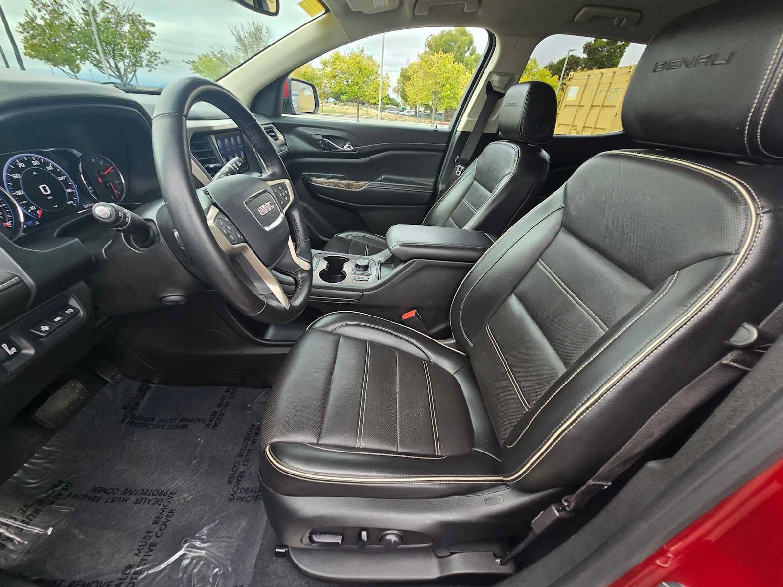 Used 2023 GMC Acadia Denali FWD image 23