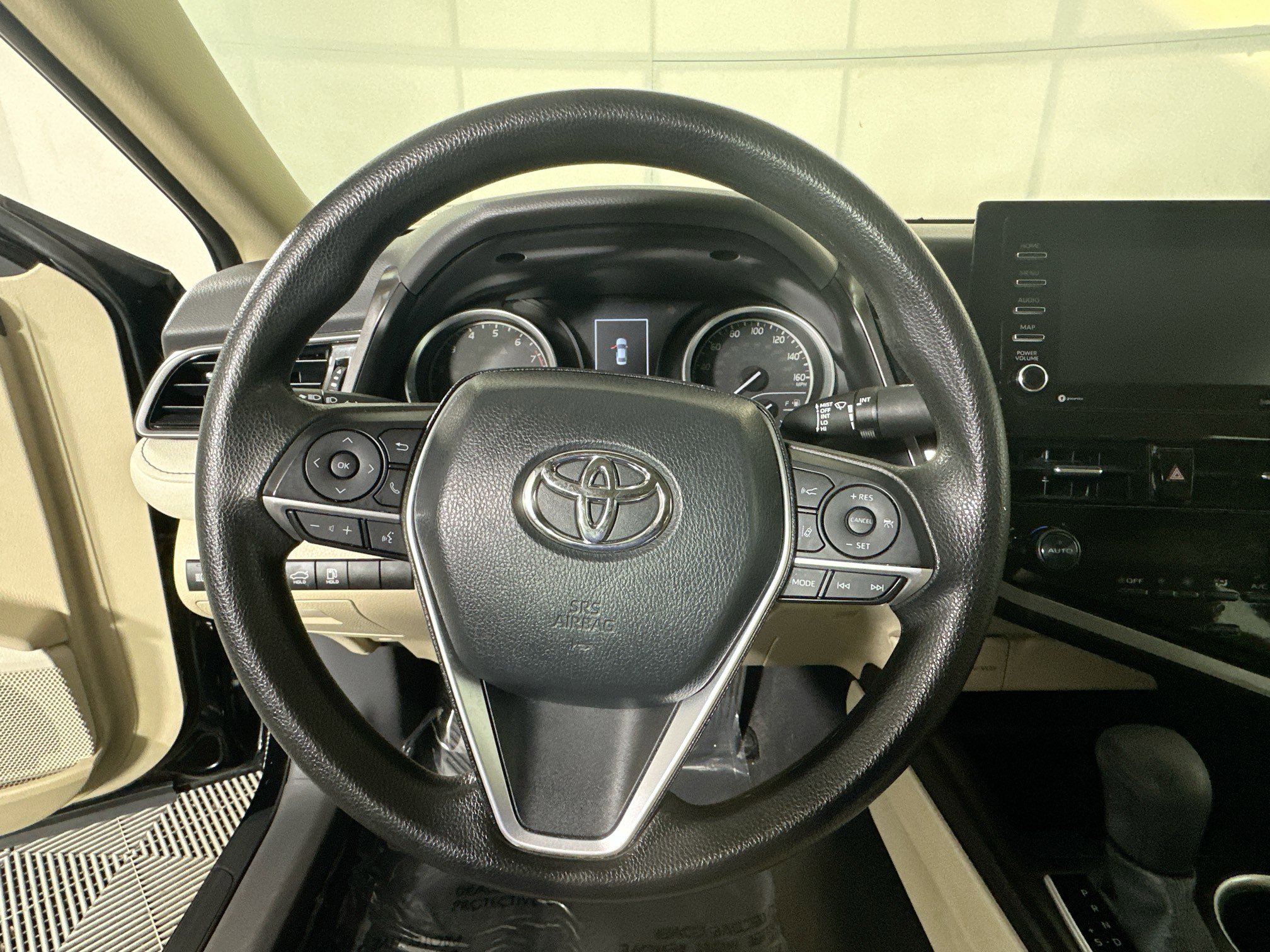 Used 2024 Toyota Camry LE image 15
