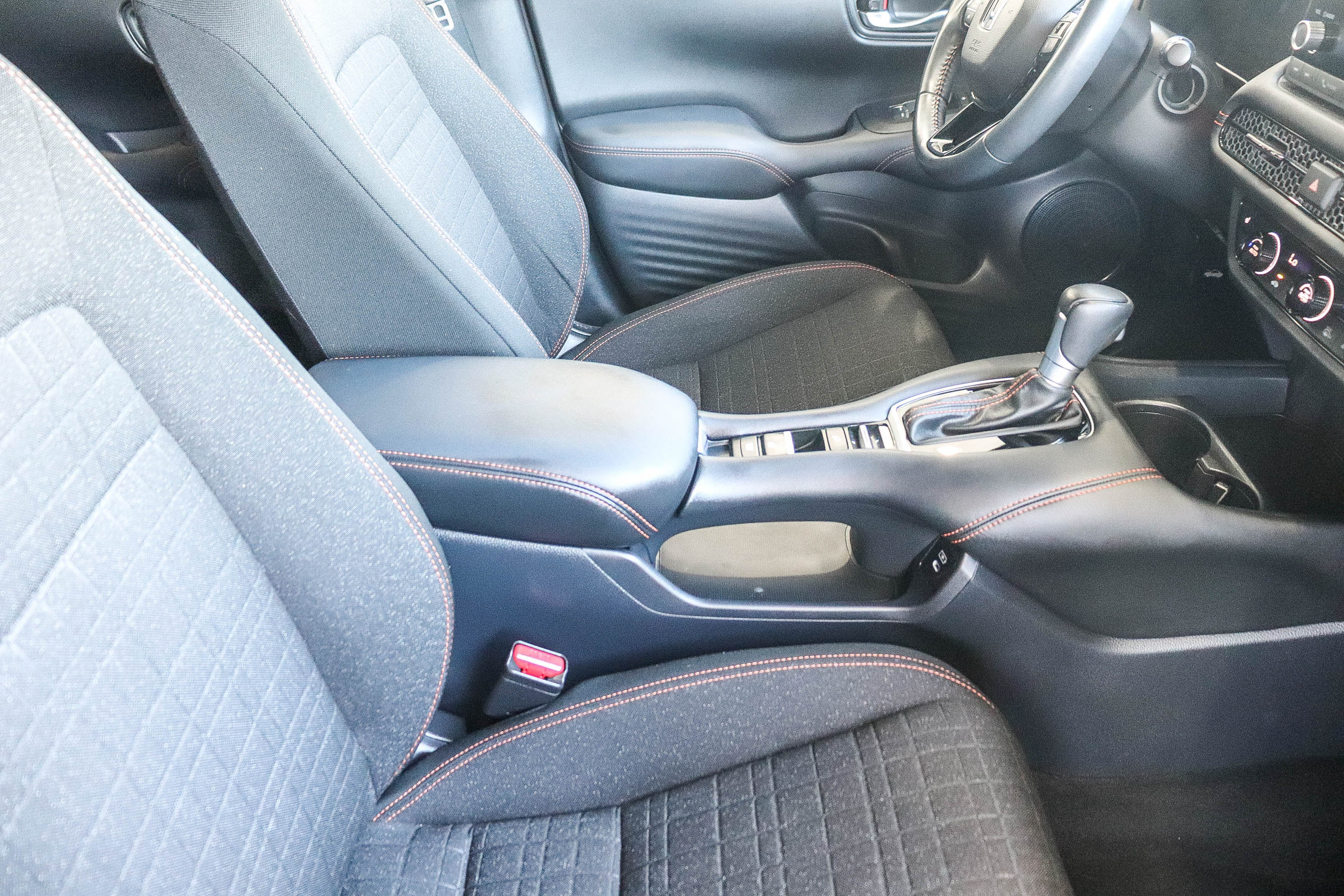 Certified 2024 Honda HR-V Sport image 18