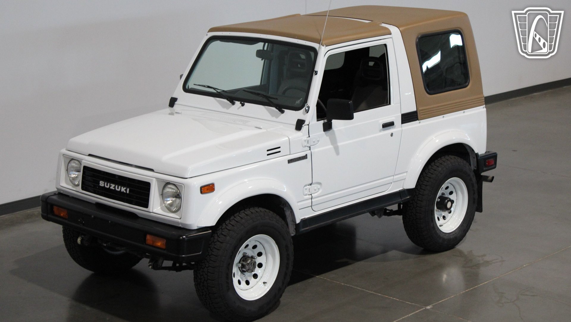 Used 1988 Suzuki Samurai 4WD Soft Top image 9