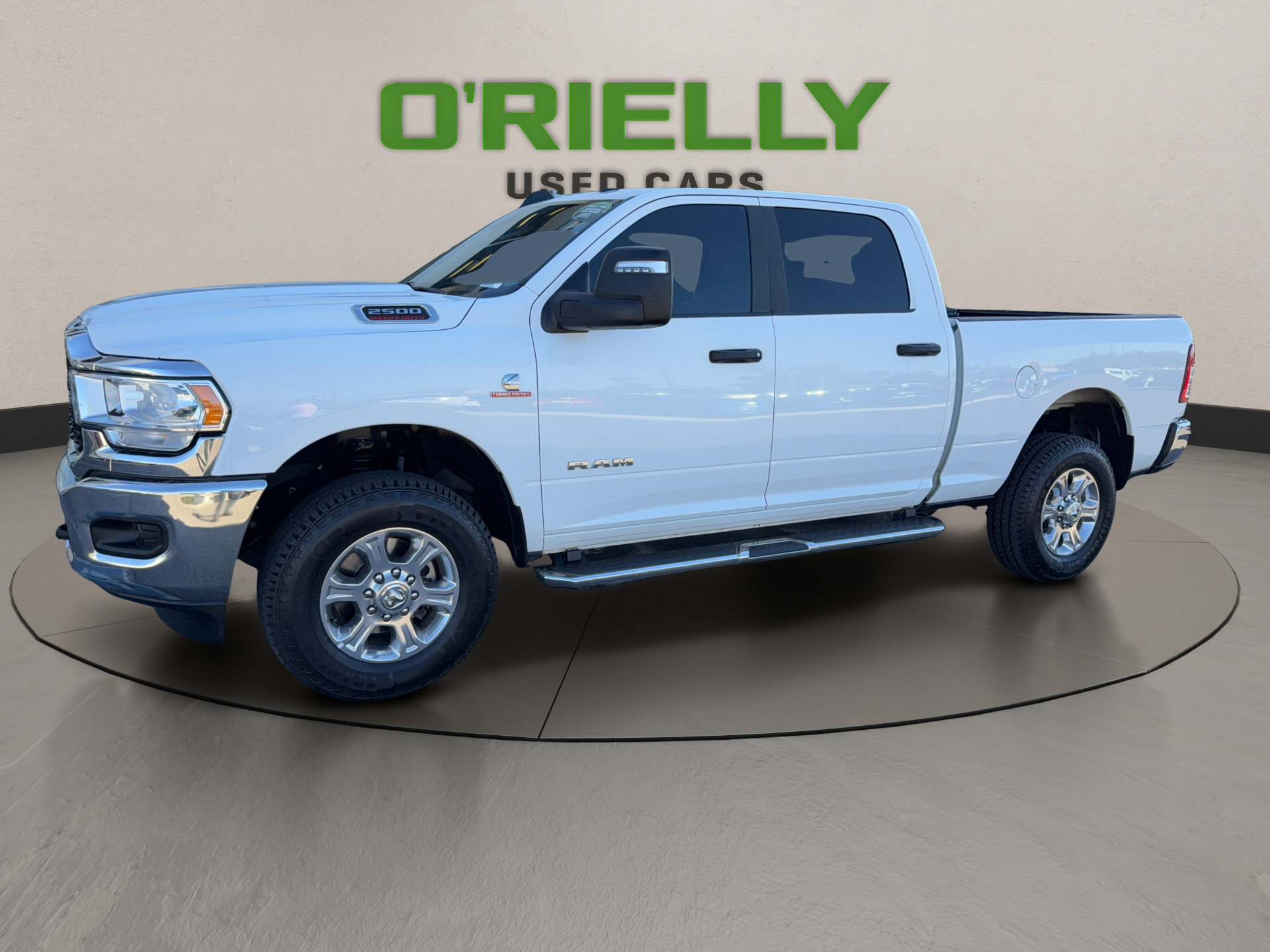 Used 2024 RAM 2500 Big Horn AWD/4WD image 2