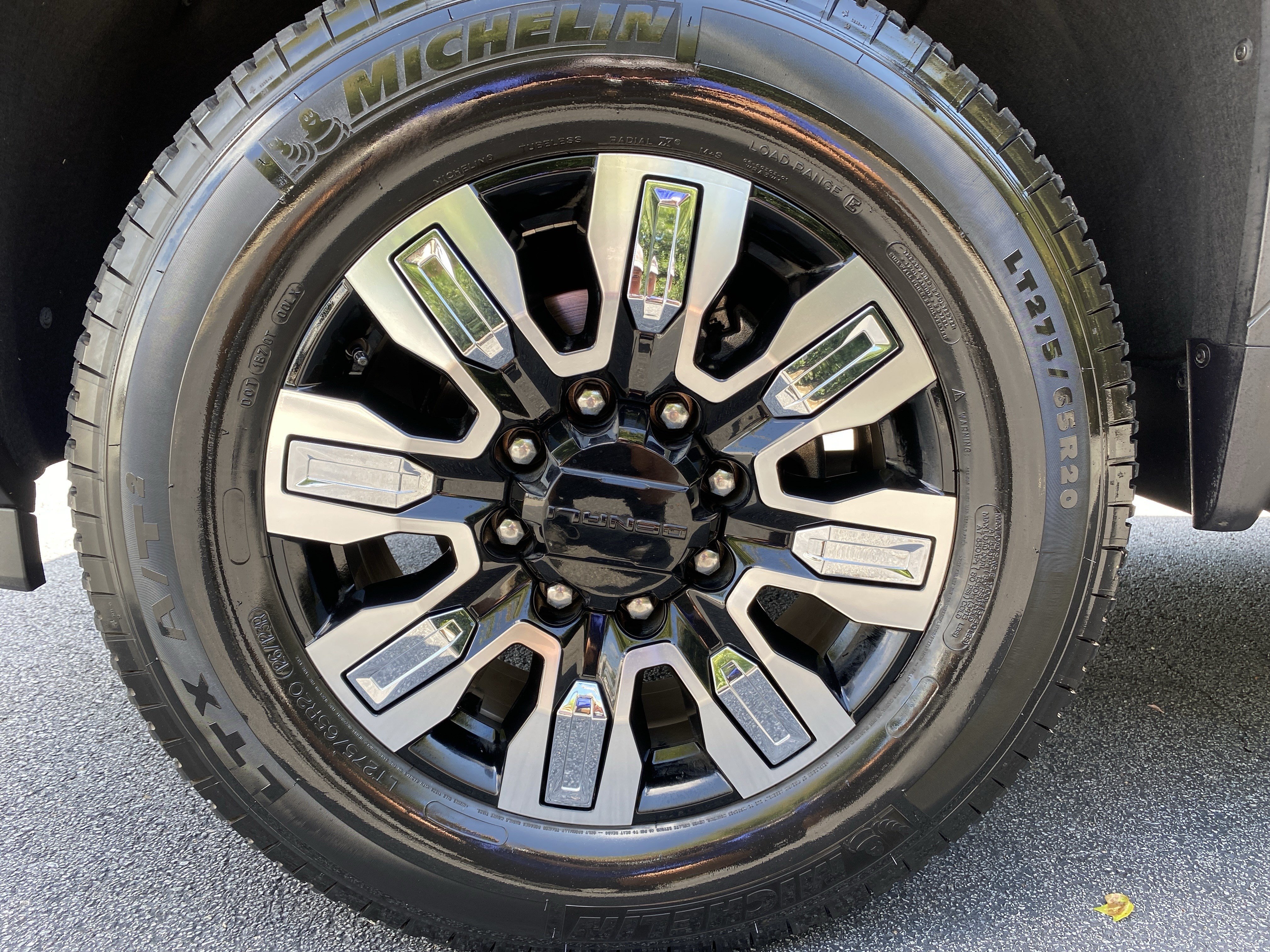 Used 2024 GMC Sierra 2500 Denali w/ Denali Reserve Package AWD/4WD image 48