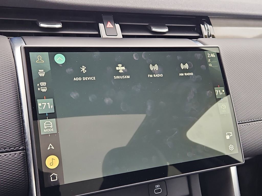 Used 2024 Land Rover Discovery Sport Dynamic SE image 31