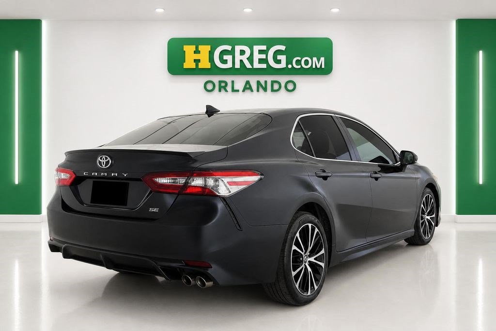 Used 2019 Toyota Camry SE FWD image 6