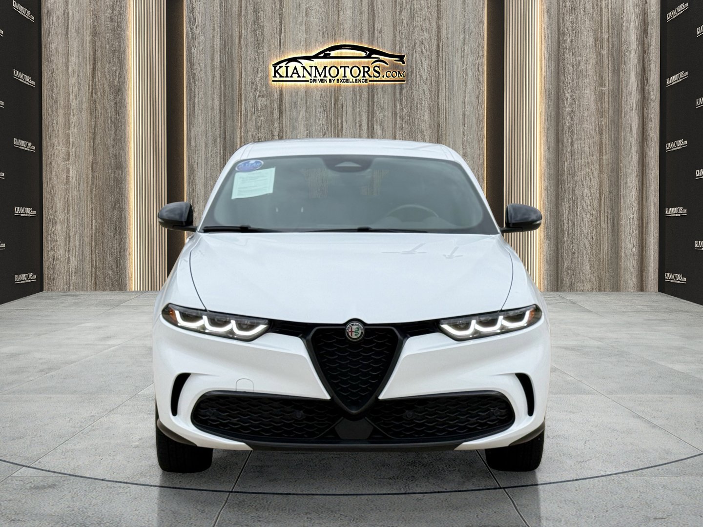 Used 2024 Alfa Romeo Tonale Veloce image 2