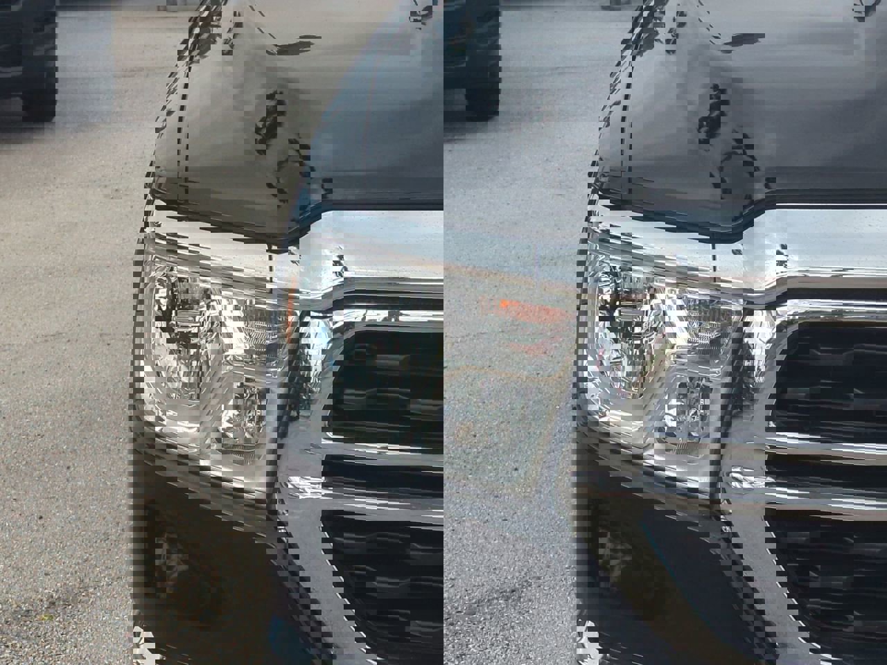 Used 2023 RAM 1500 Big Horn image 9