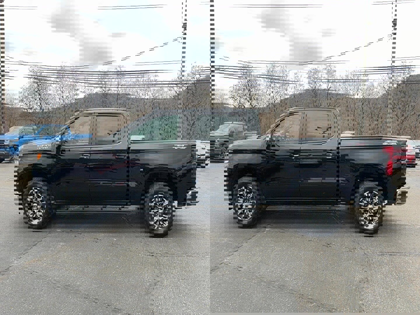 Used 2024 Chevrolet Silverado 1500 LT image 8