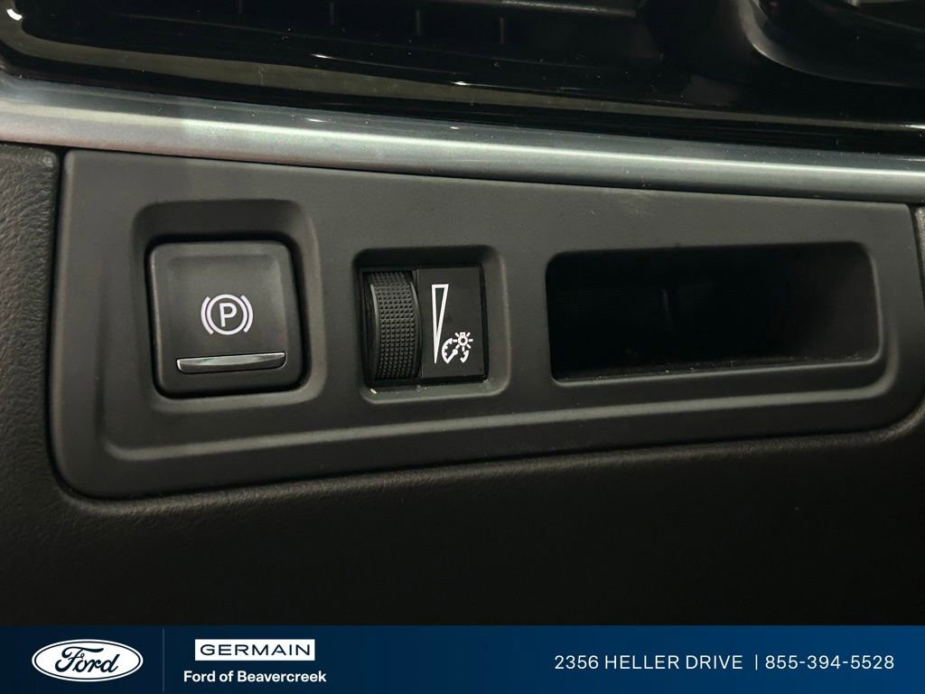 Used 2023 Cadillac XT6 Luxury image 25