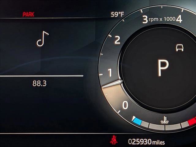 Used 2023 Land Rover Range Rover SE image 11