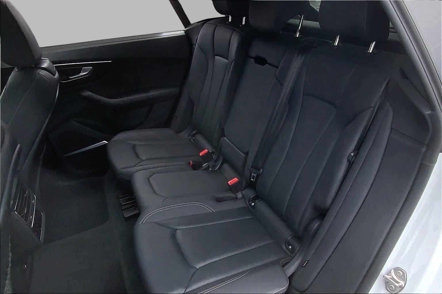 Used 2023 Audi Q8 Prestige w/ Prestige Package AWD/4WD image 20