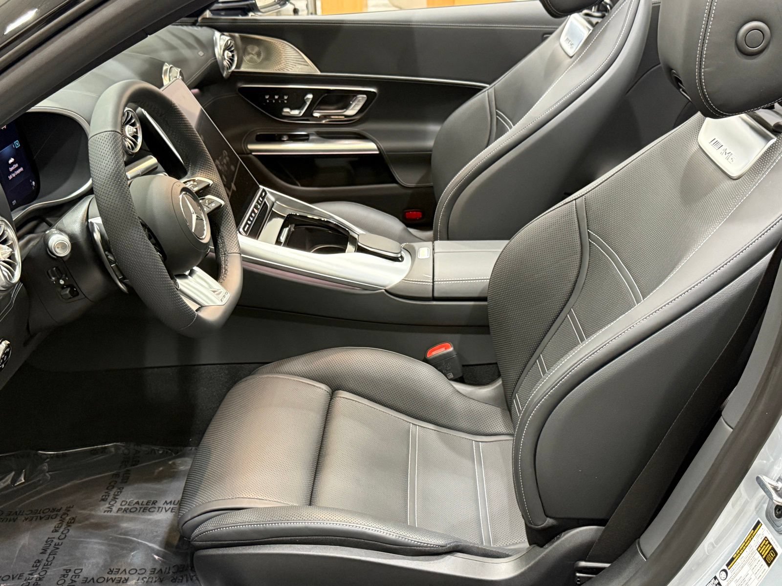 Used 2025 Mercedes-Benz SL 55 AMG 4MATIC image 11