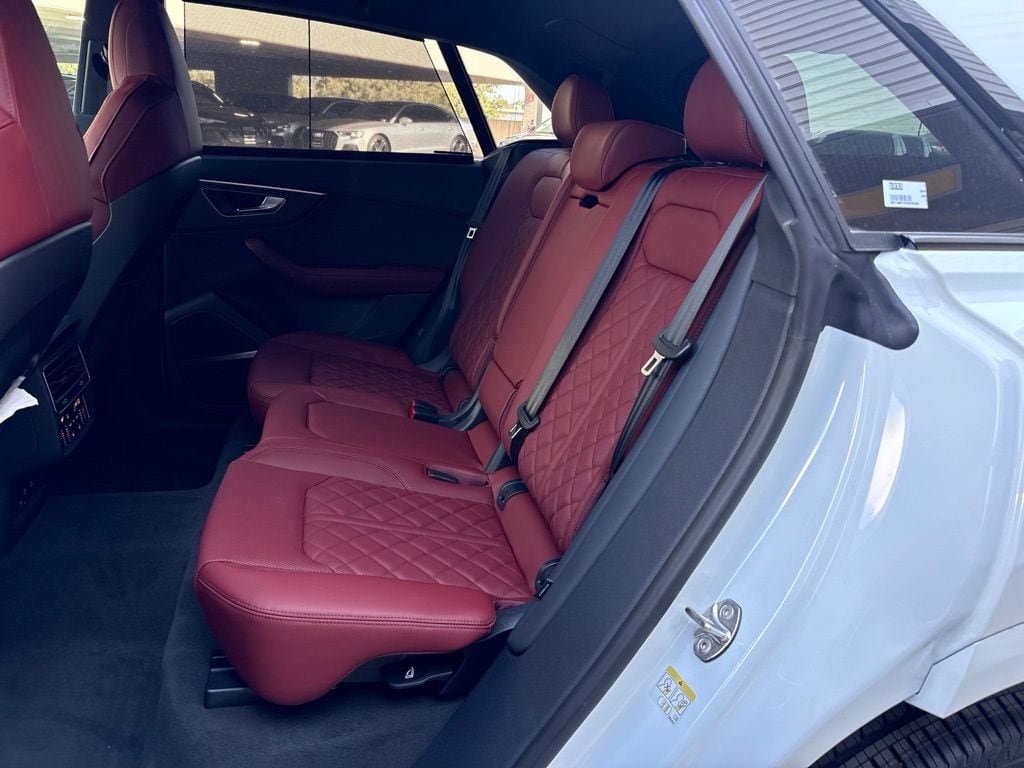 New 2026 Audi SQ8 Prestige AWD/4WD image 12