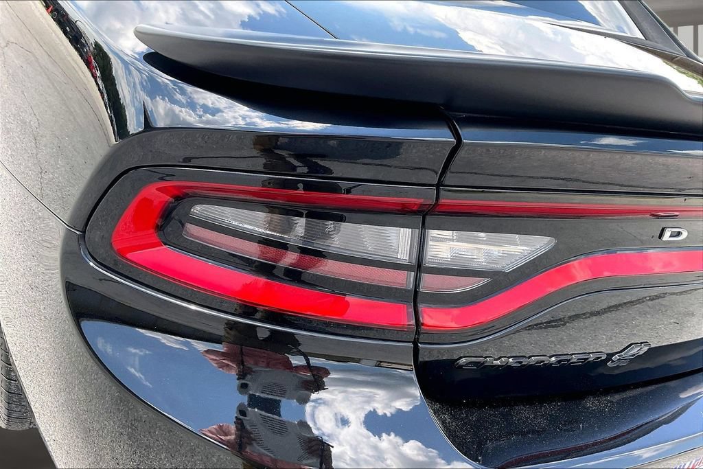 Used 2019 Dodge Charger SXT w/ Plus Group AWD/4WD image 23