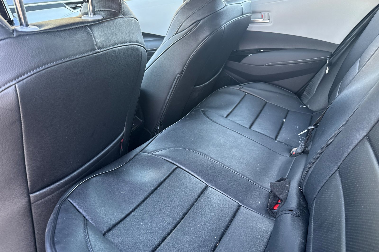 Used 2025 Toyota Corolla SE image 14