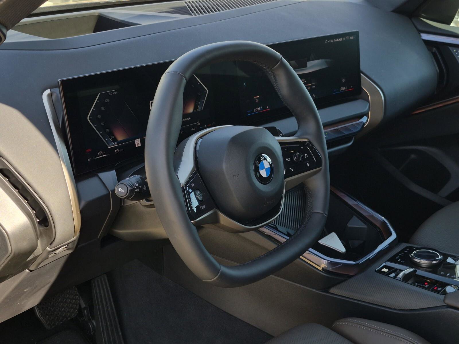 Certified 2025 BMW X3 xDrive30i w/ Premium Package image 27