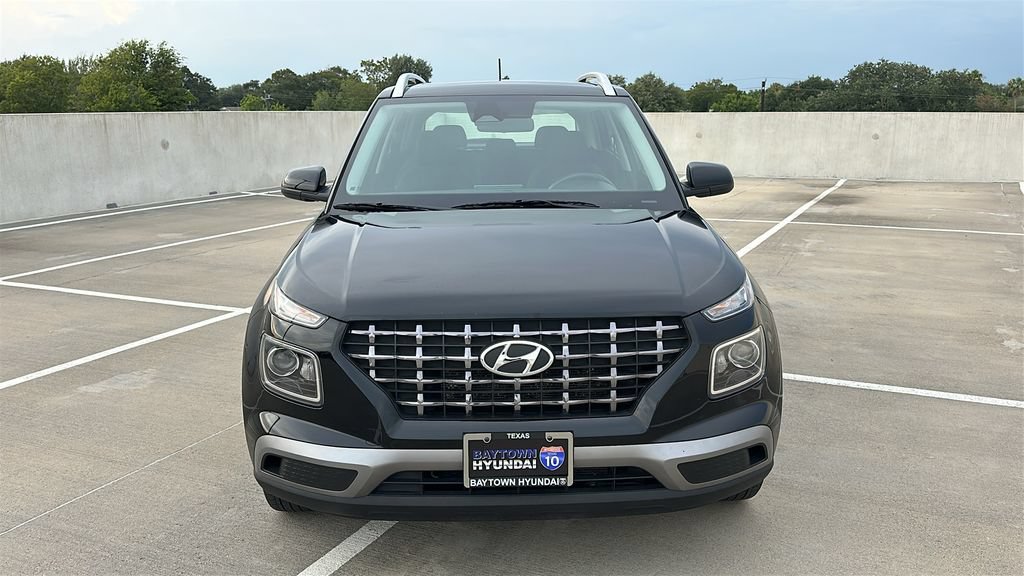 Used 2025 Hyundai Venue SEL FWD image 8