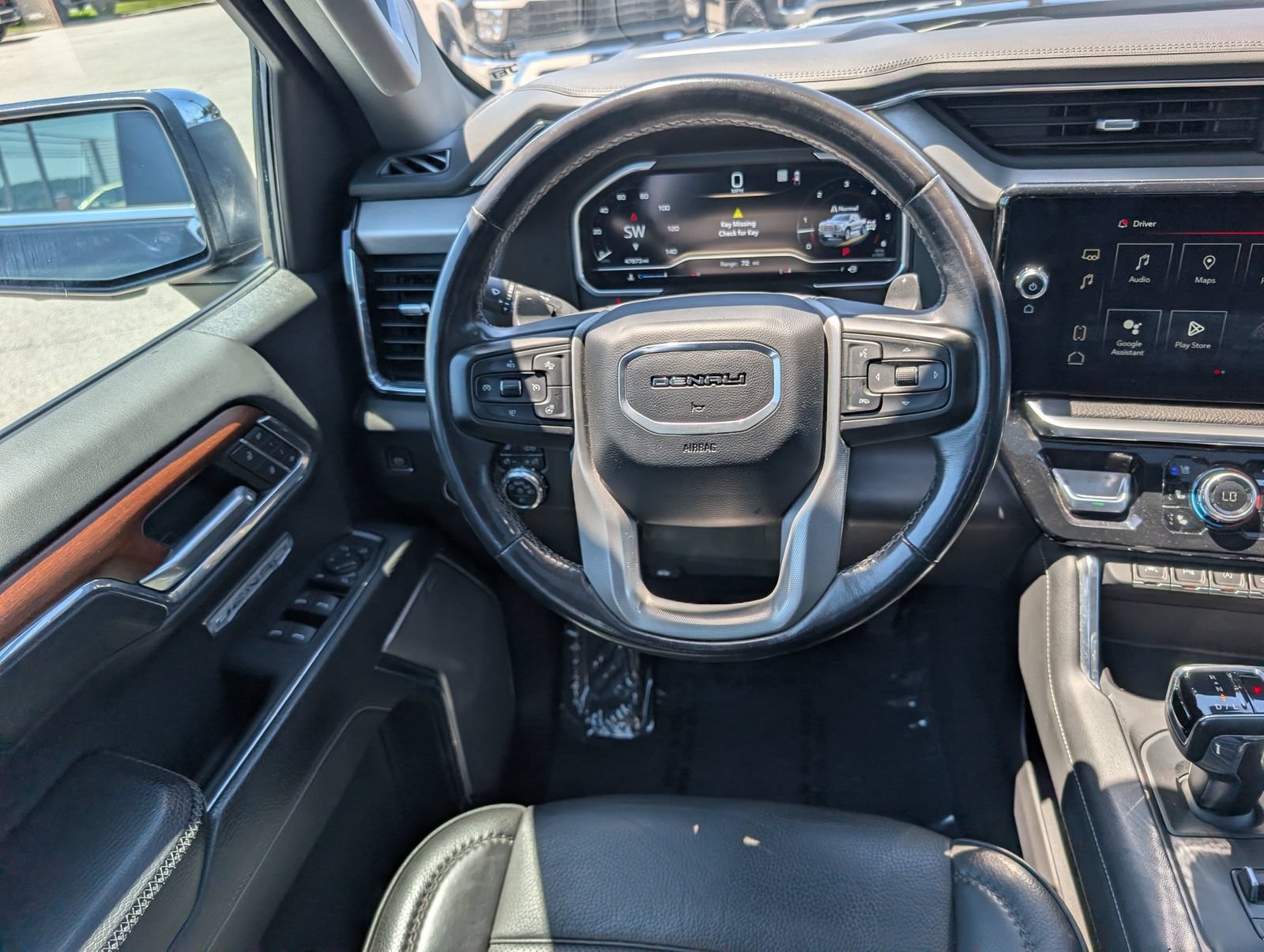 Used 2023 GMC Sierra 1500 Denali AWD/4WD image 18