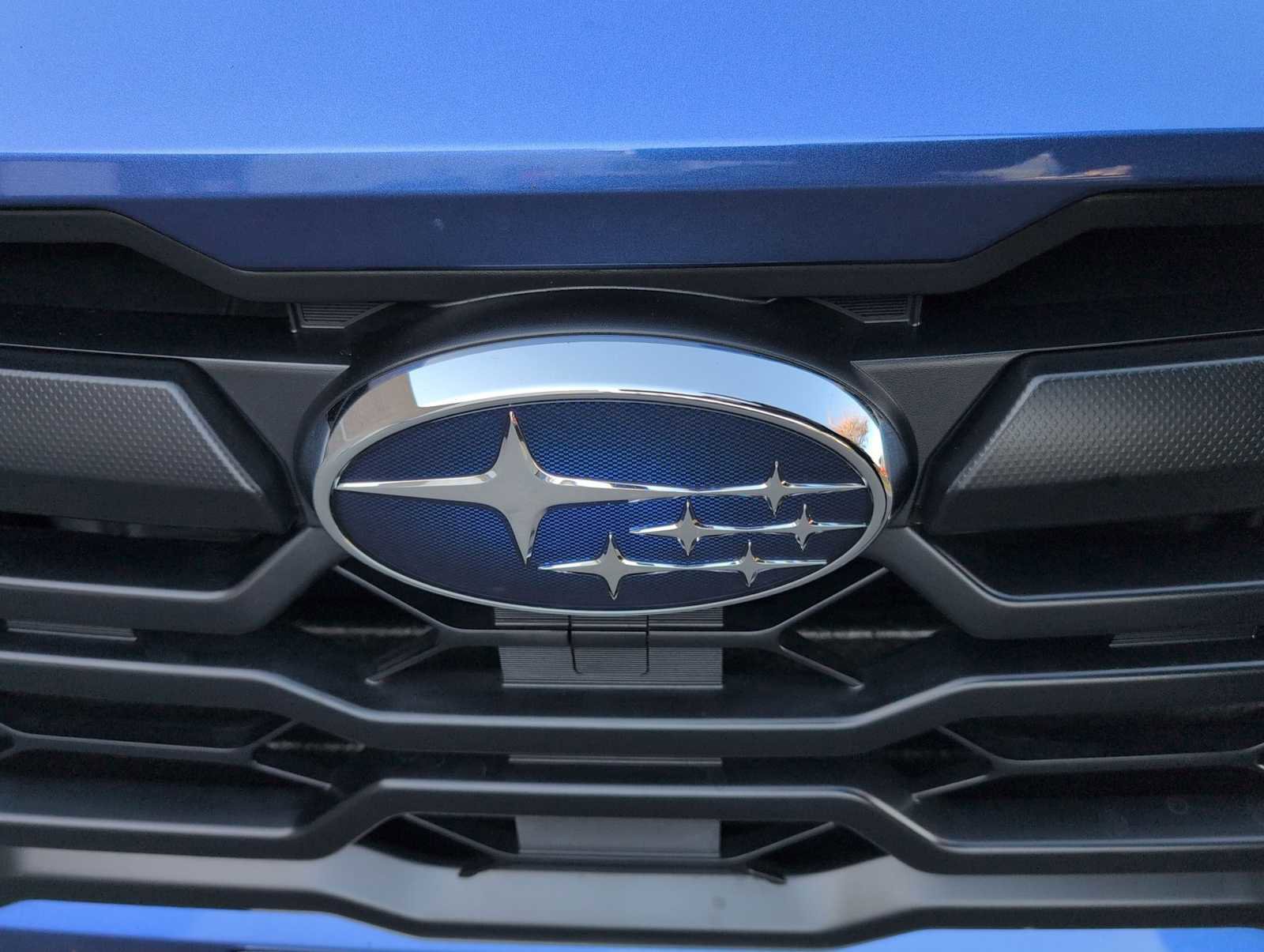 Certified 2025 Subaru Crosstrek 2.0i image 12