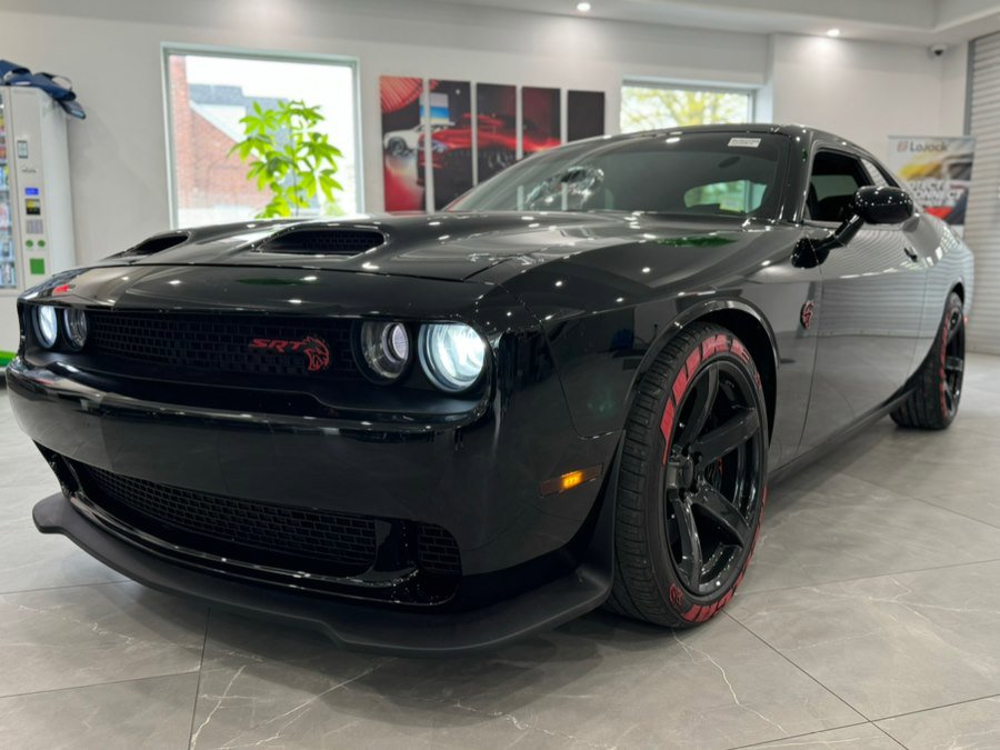 Used 2020 Dodge Challenger SRT Hellcat RWD image 3