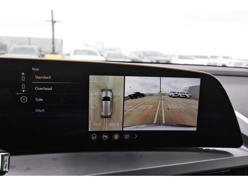 New 2026 Cadillac Vistiq Premium Luxury AWD/4WD image 18