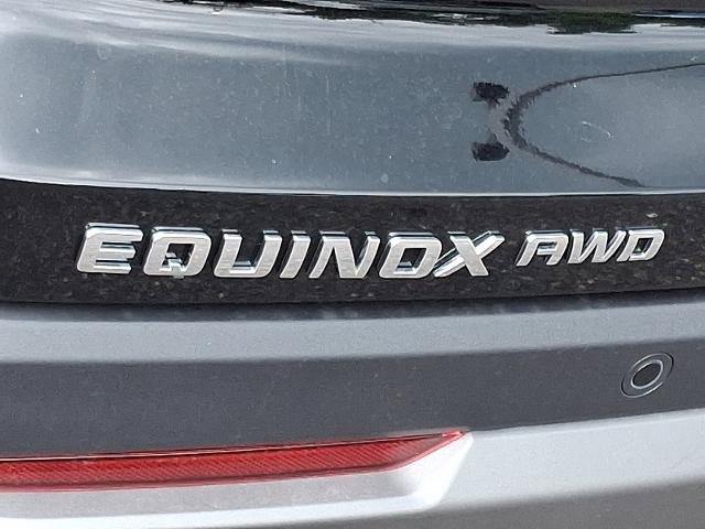 New 2026 Chevrolet Equinox LT w/ Convenience Package II AWD/4WD image 11