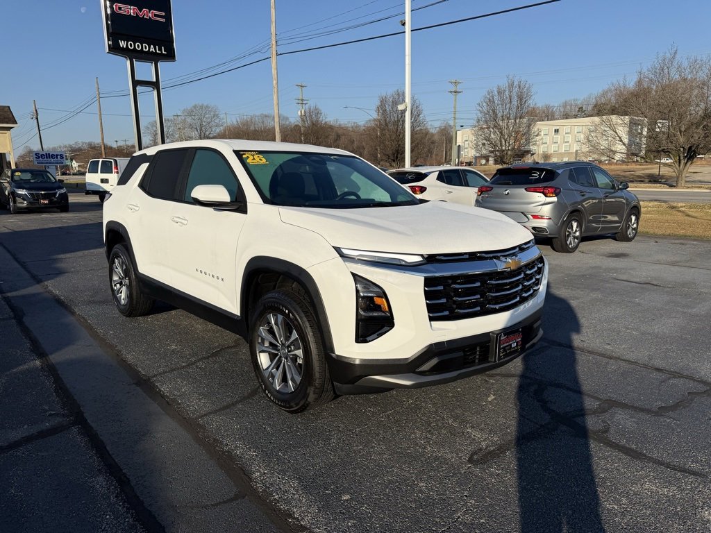 Used 2026 Chevrolet Equinox LT image 1