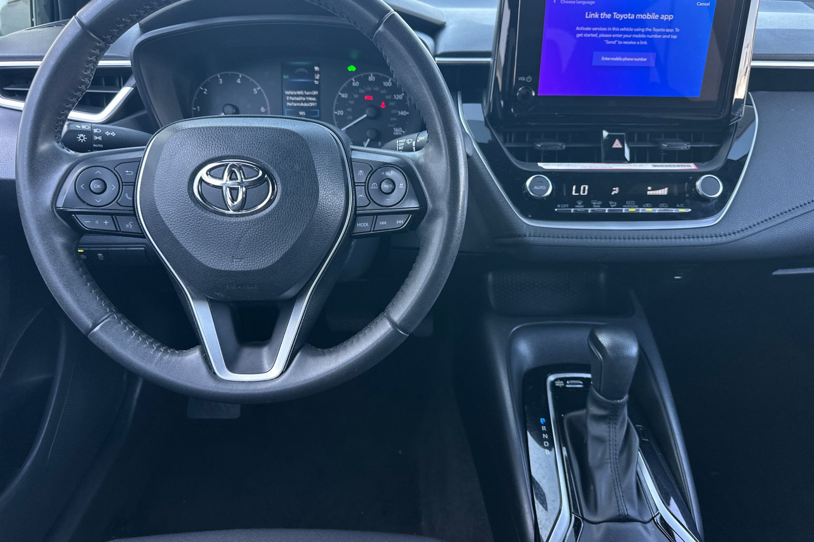 Certified 2024 Toyota Corolla SE FWD image 14