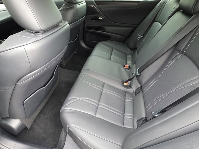 Certified 2025 Lexus ES 350 Ultra Luxury w/ Accessory Package (Z2) image 9