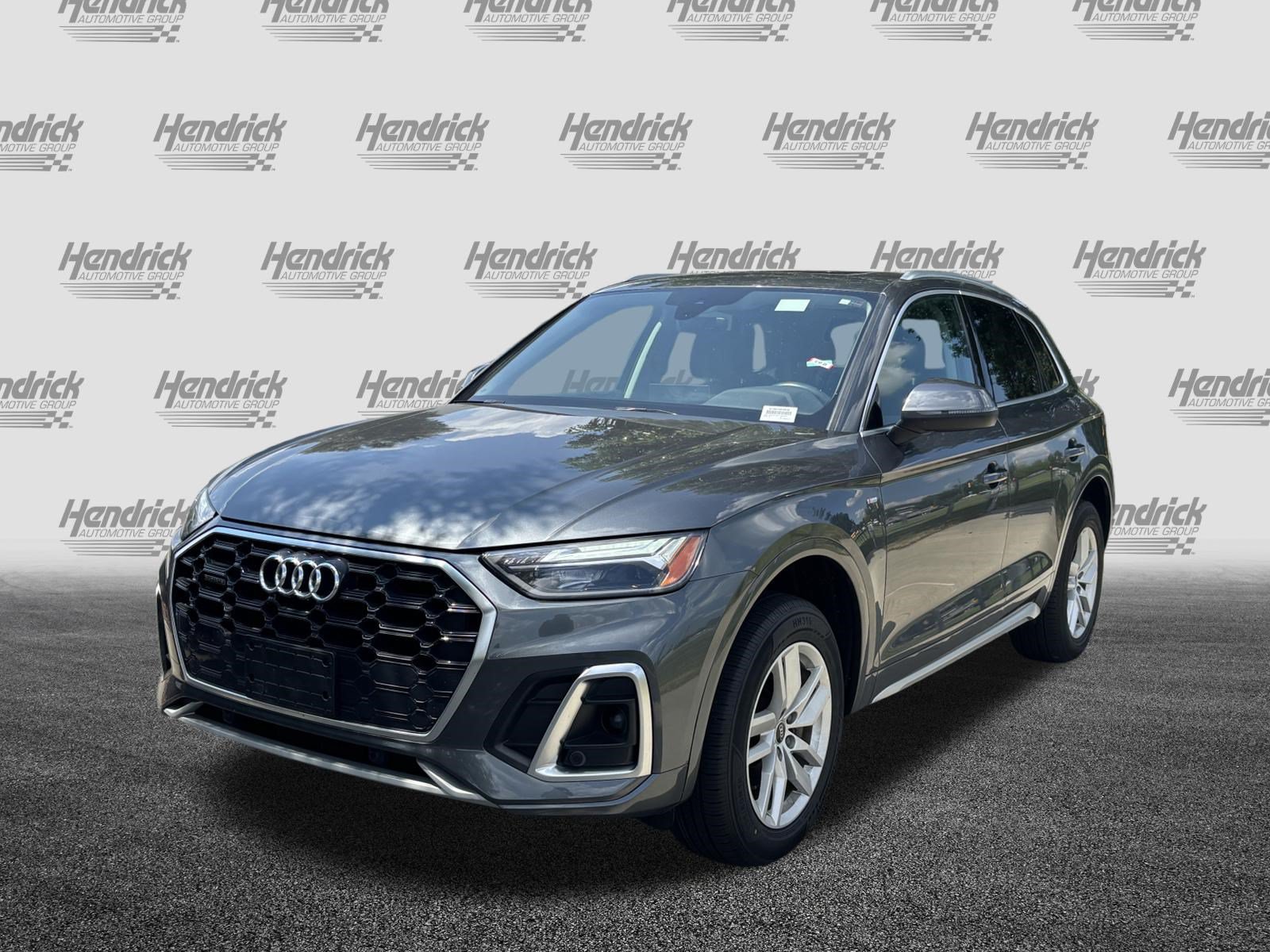 Used 2023 Audi Q5 2.0T Premium w/ Convenience Package AWD/4WD image 6