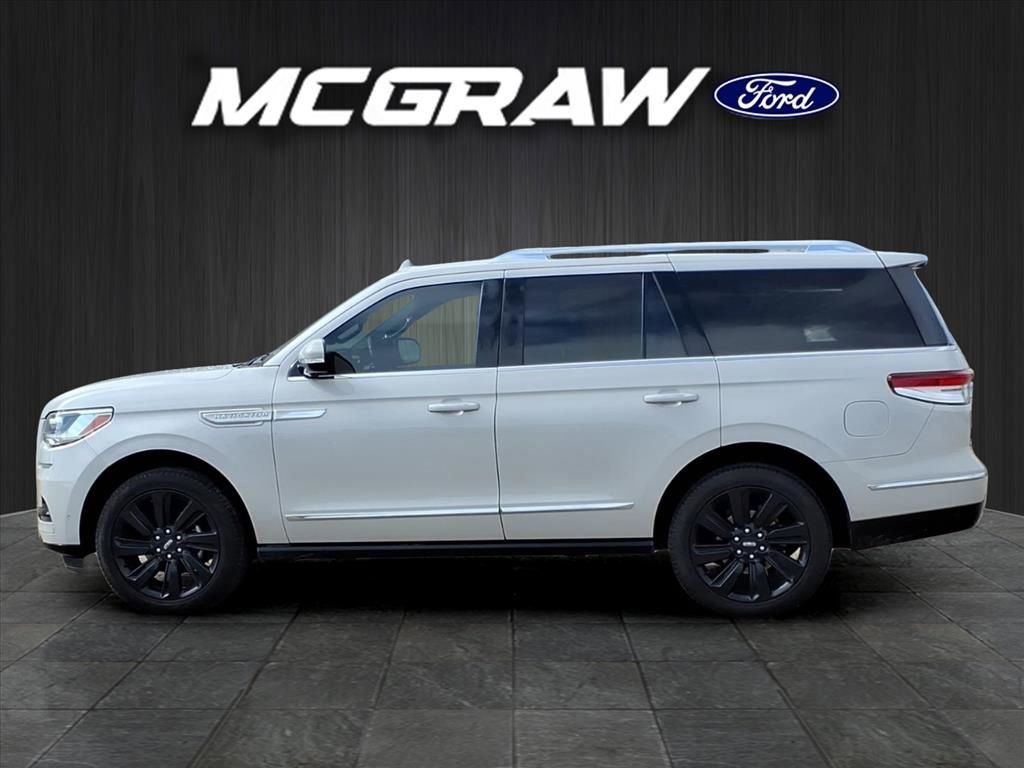 Used 2024 Lincoln Navigator Reserve image 9