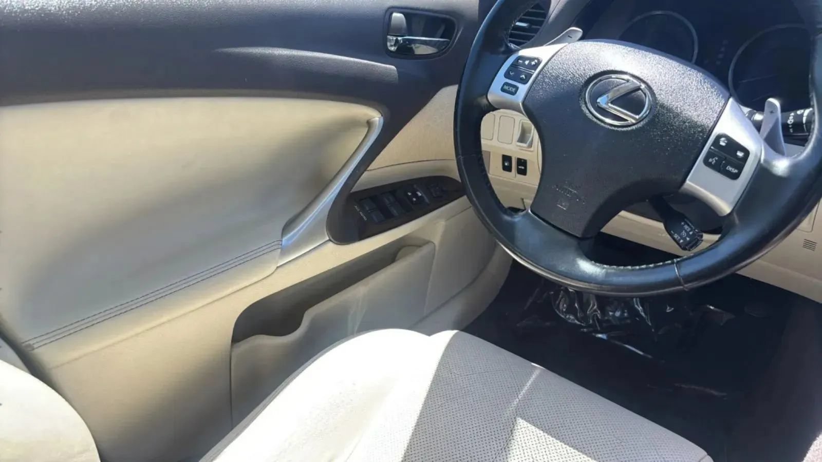 Used 2011 Lexus IS 250 w/ Premium Pkg Value Edition RWD image 24