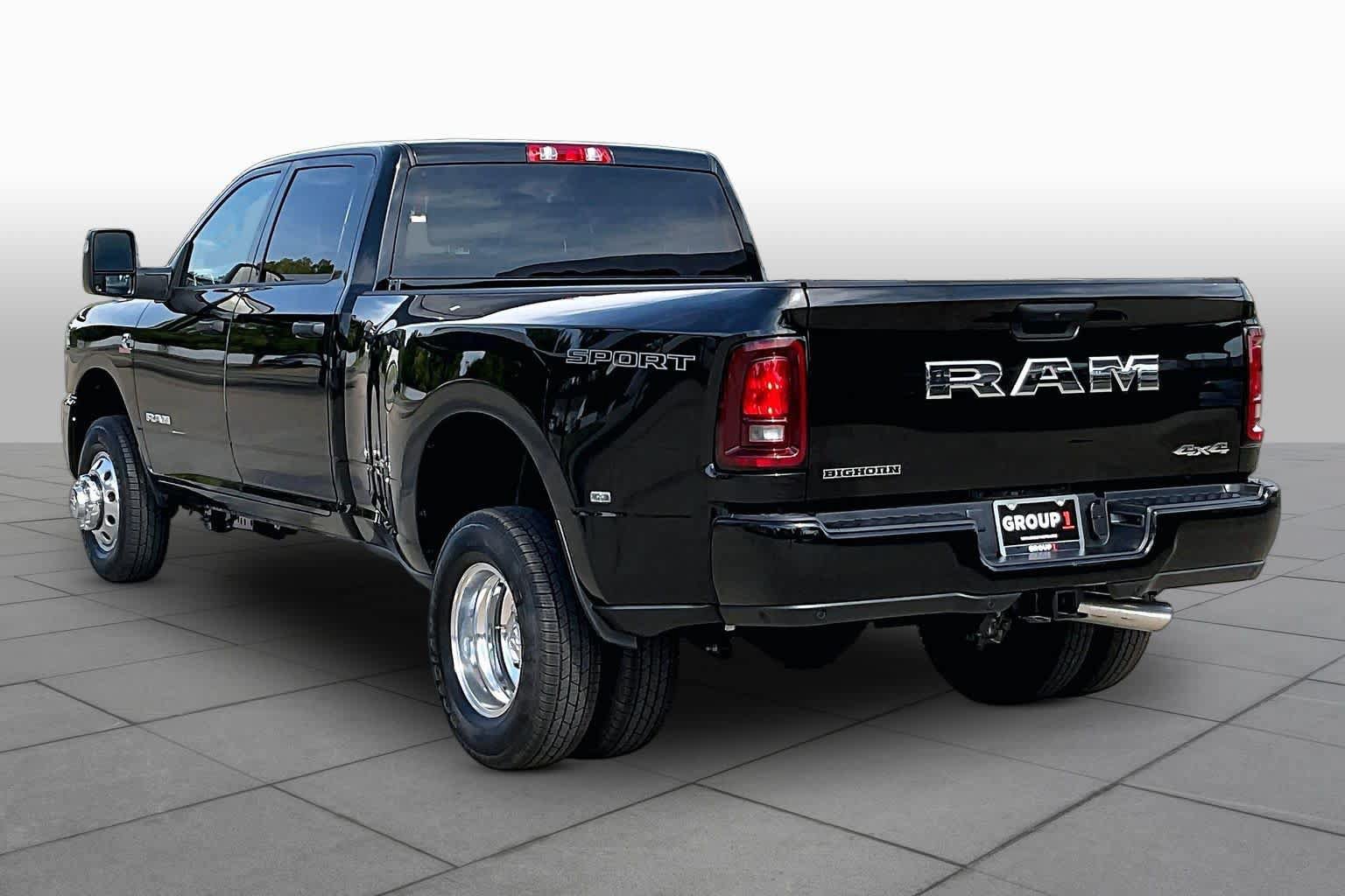New 2027 RAM 3500 Big Horn AWD/4WD image 12
