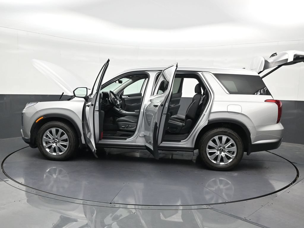 Used 2025 Hyundai Palisade SEL FWD image 34