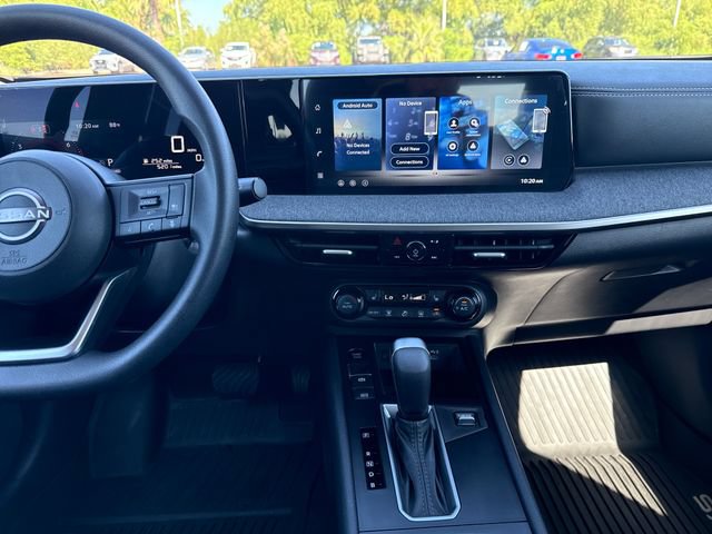 Certified 2026 Nissan Kicks SV w/ SV Premium Package FWD image 18