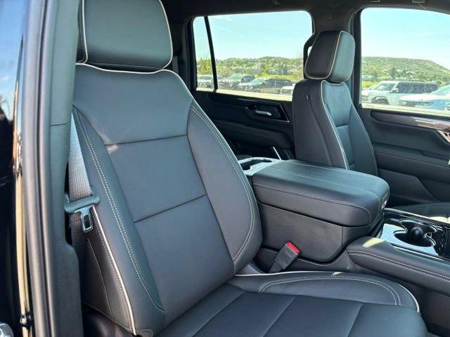 New 2026 GMC Yukon XL Elevation w/ LPO, Floor Liner Package AWD/4WD image 25