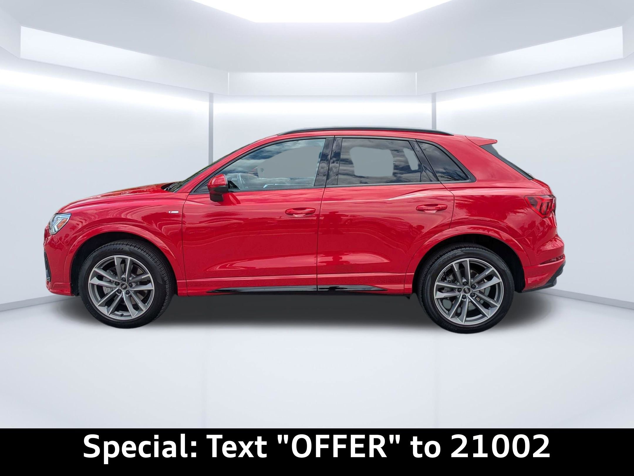 Certified 2023 Audi Q3 2.0T Premium w/ Black Optic Sport Package AWD/4WD image 7