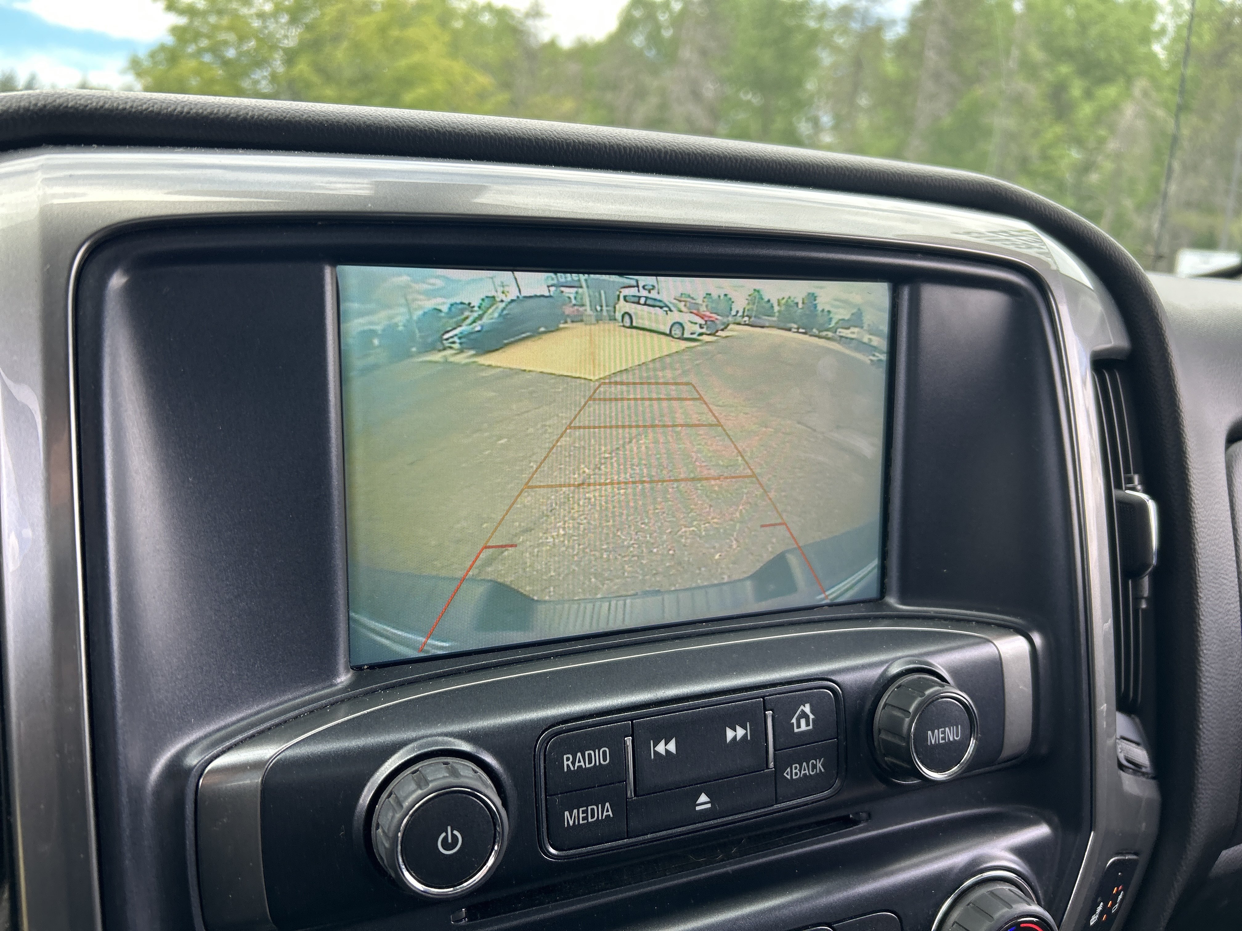 Used 2018 Chevrolet Silverado 1500 LT w/ Midnight Edition AWD/4WD image 18