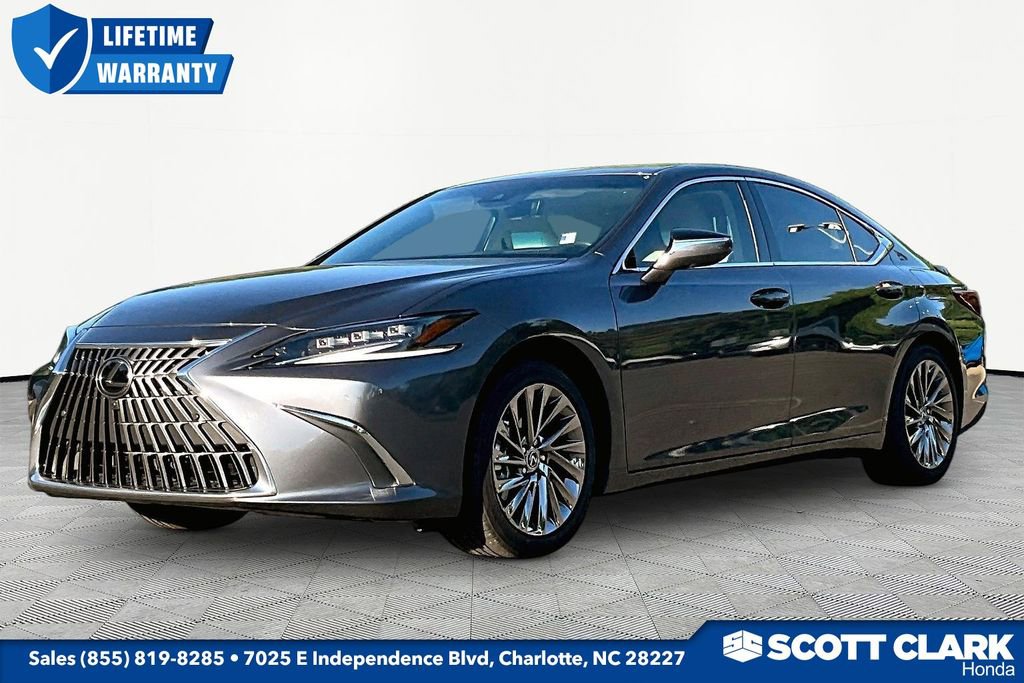 Used 2024 Lexus ES 300h Ultra Luxury w/ Accessory Package (Z2) FWD image 3