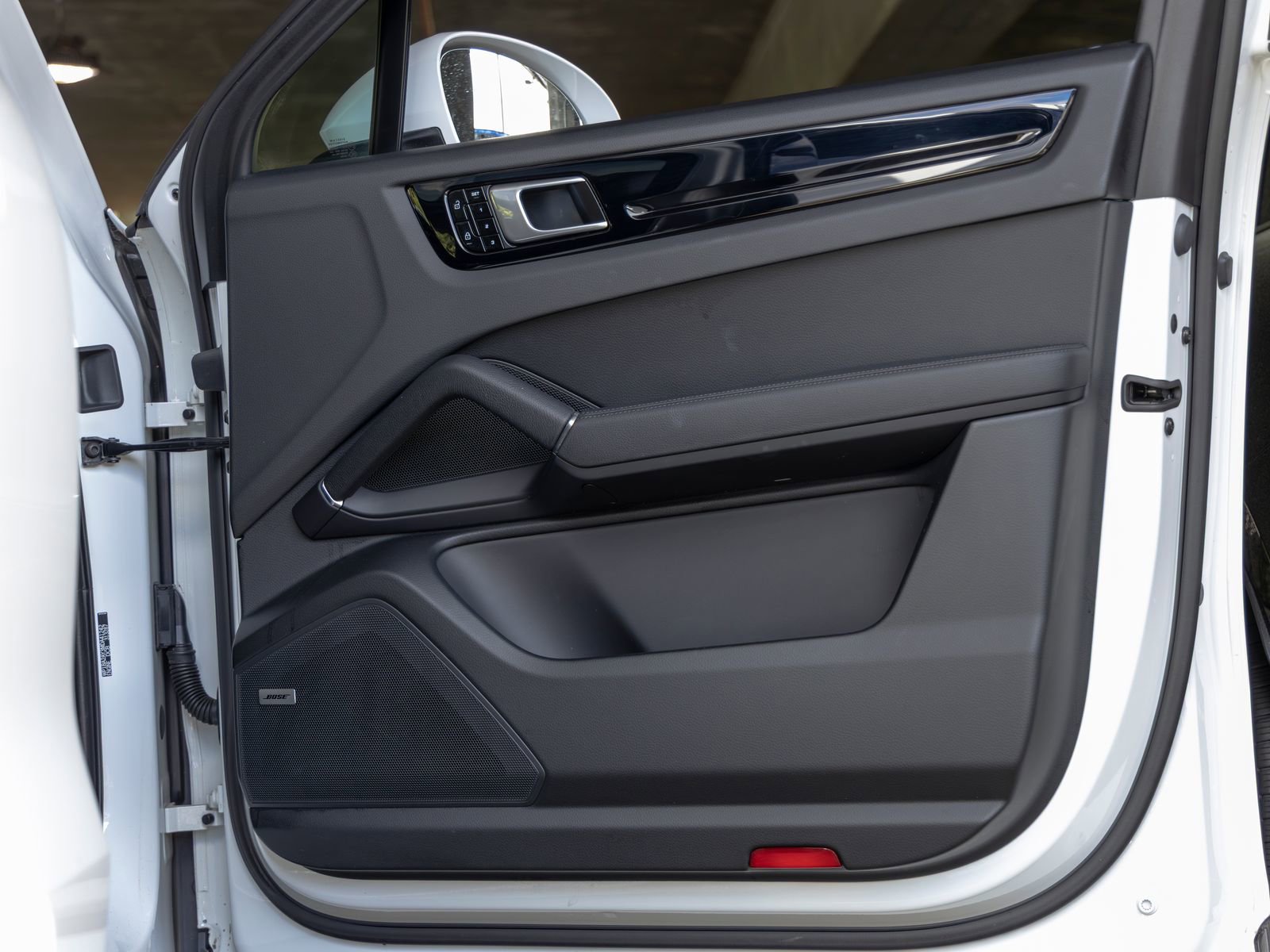 Certified 2021 Porsche Cayenne Coupe image 50